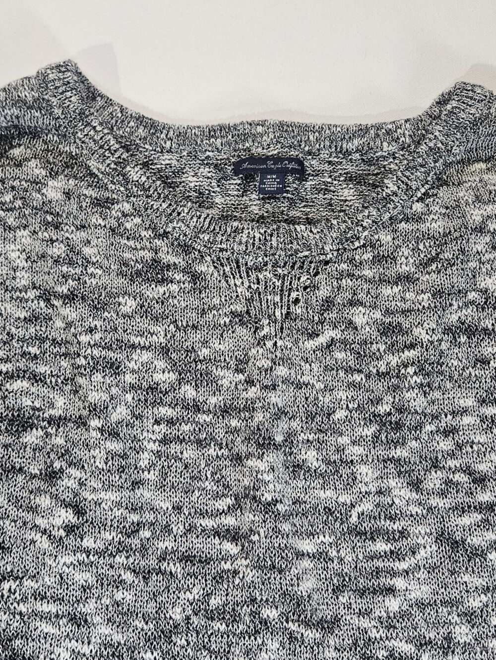 American Eagle Sweater Womens Medium Gray Space Dye Metallic Sparkle Relaxed Fit - Picture 4 of 6
